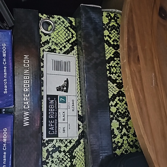 Studded Platform Gladiator Sandals - Picture 9 of 9